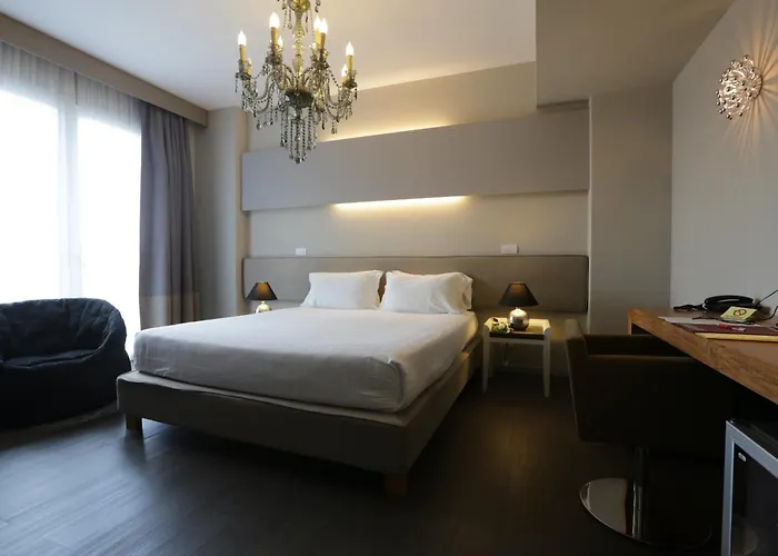 Admiral Park By Falco D'oro Zola Predosa