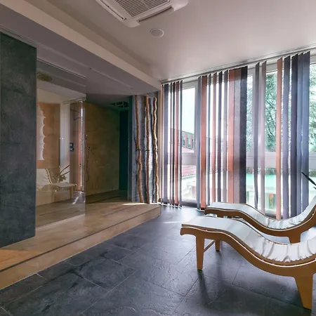 Admiral Park Bologna By Falco D'oro 4*