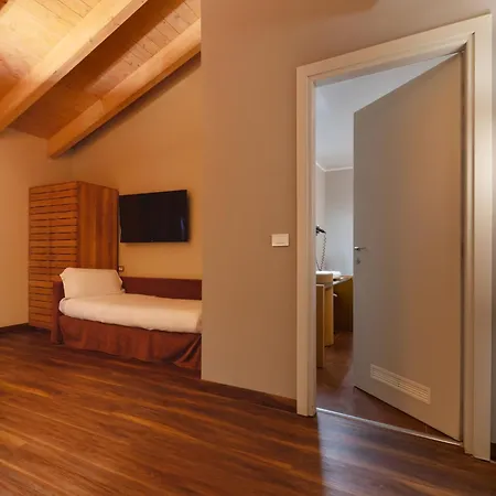Admiral Park Hotel Bologna By Falco D'Oro Hotels 4* 졸라프레도사