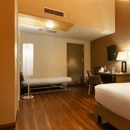 Hotel Admiral Park 4*
