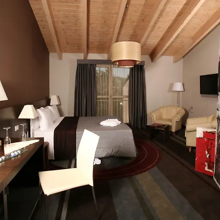 Admiral Park By Falco D'oro