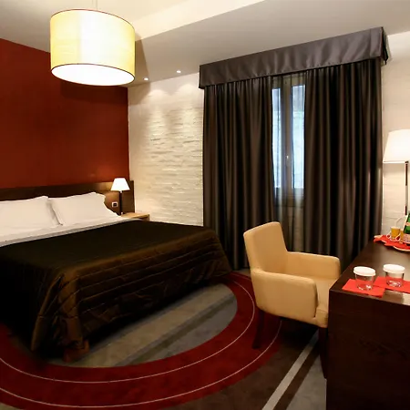 Otel Admiral Park By Falco D'oro 4*