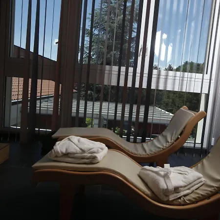 Admiral Park By Falco D'oro 졸라프레도사