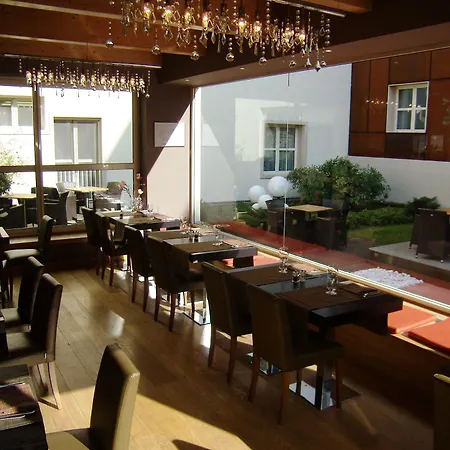 호텔 Admiral Park By Falco D'oro 4*