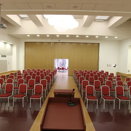 Admiral Park By Falco D'oro 호텔