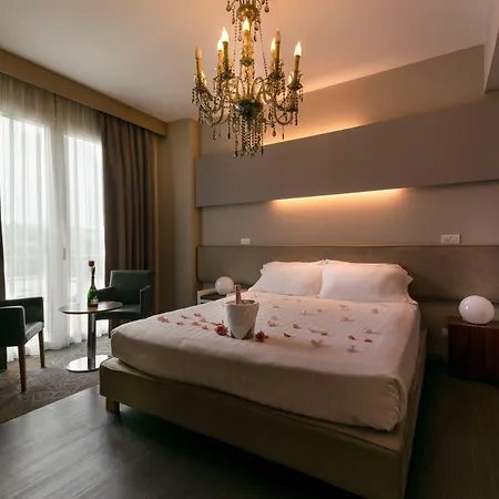 Admiral Park Hotel Bologna By Falco D'Oro Hotels 졸라프레도사