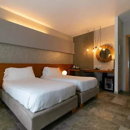 Otel Admiral Park By Falco D'oro 4*