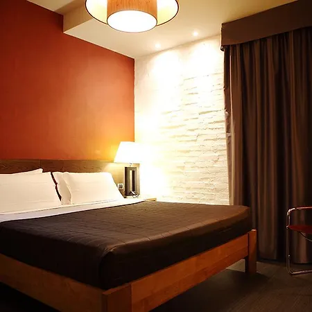 호텔 Admiral Park By Falco D'oro 졸라프레도사